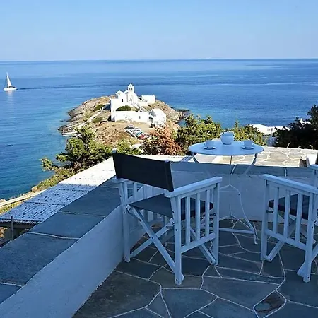 Villa Chrysopigi Sleeps 3 Air Con *