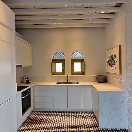 Chrysopigi Sleeps 3 Air Con Villa