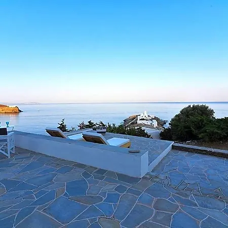 Chrysopigi Sleeps 3 Air Con Villa *